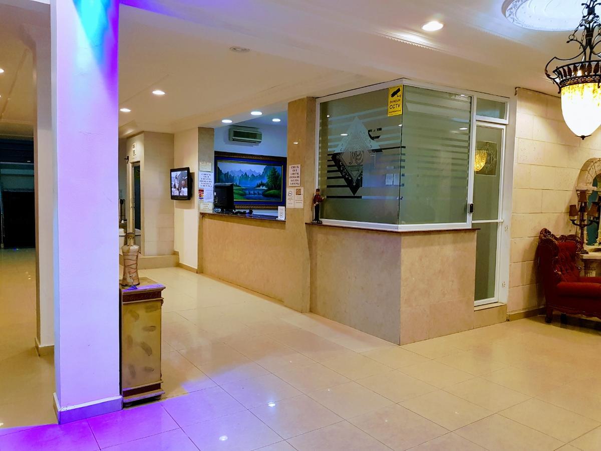 Meryland Hotel Colon Exterior photo